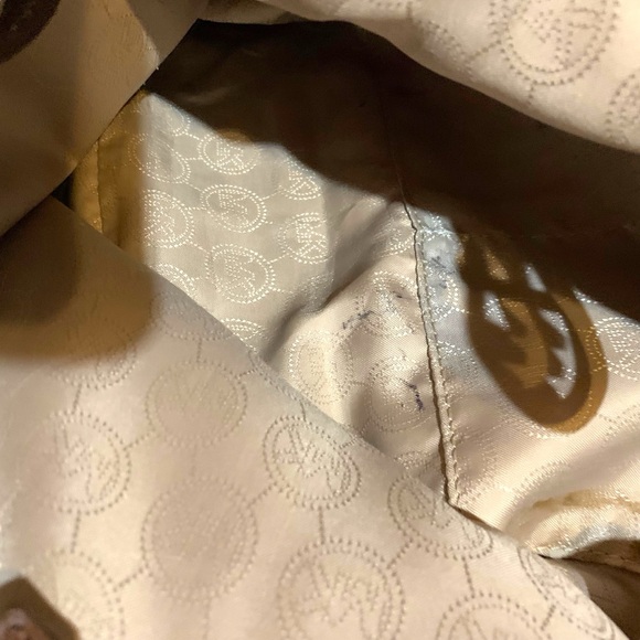 Michael Kors Tan Canvas multi pocket tote with leather trim - Picture 9 of 10